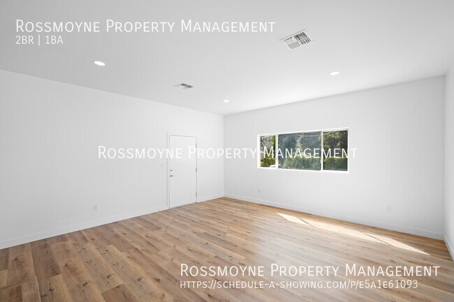 Building Photo - $3000.00-2 bedroom/ I Bathroom Front House...