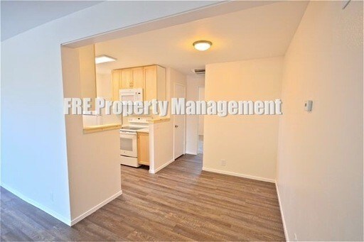 Building Photo - Spectacular 2 Bedroom Sugarhouse Condo