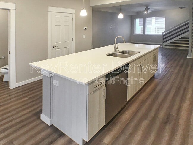 Photo - 1539 W 43rd Ave Townhome