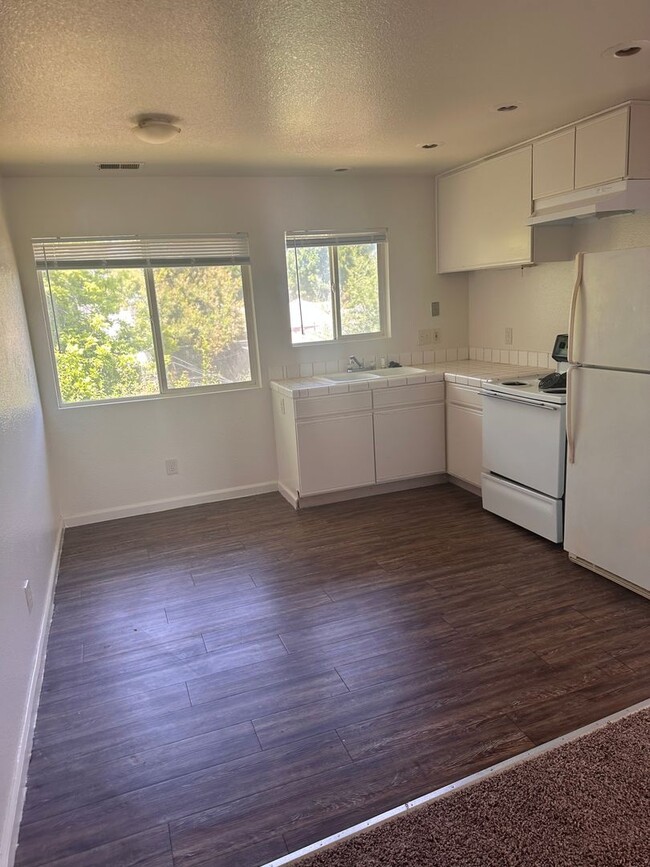 Building Photo - 3635 10th Street