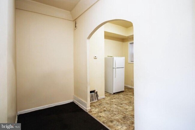 Building Photo - 207 N Carey St
