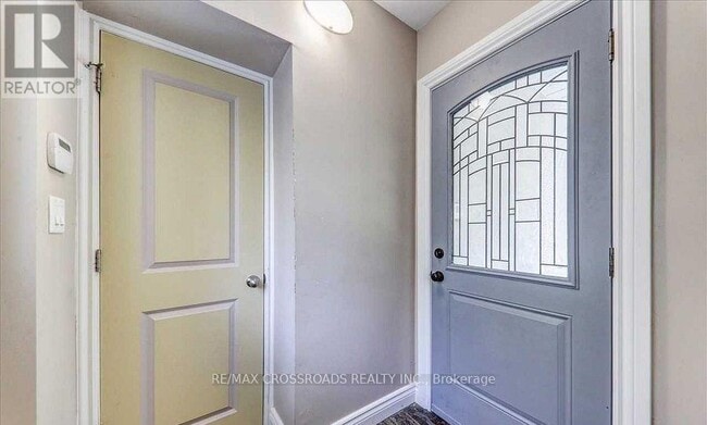 Photo du bâtiment - 9 Redland Crescent E