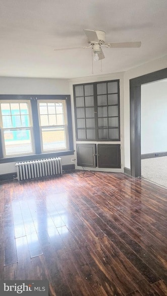 Building Photo - 117 E Green St