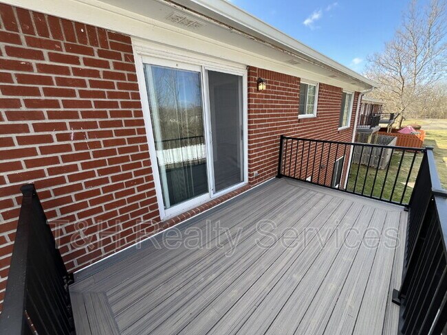 Foto del edificio - 857 Indigo Way