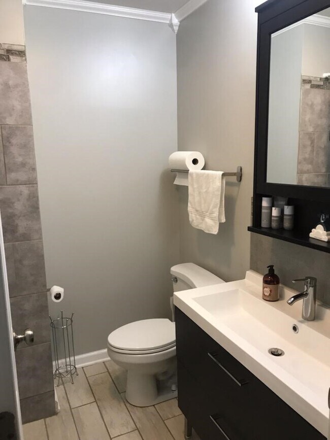 Foto del edificio - 91 Steele Cir