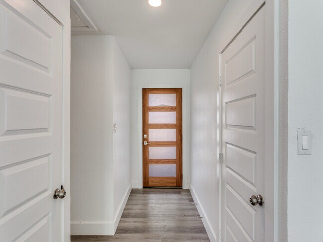 Foto del edificio - 3821 Horizon Pl