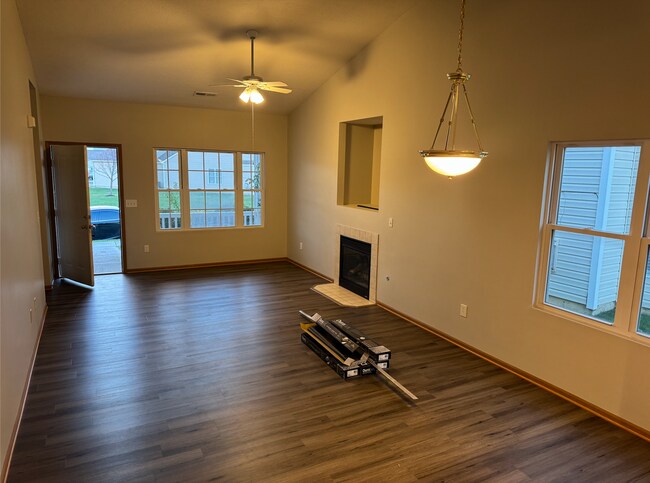 Building Photo - 6089 Bristol Ridge Dr