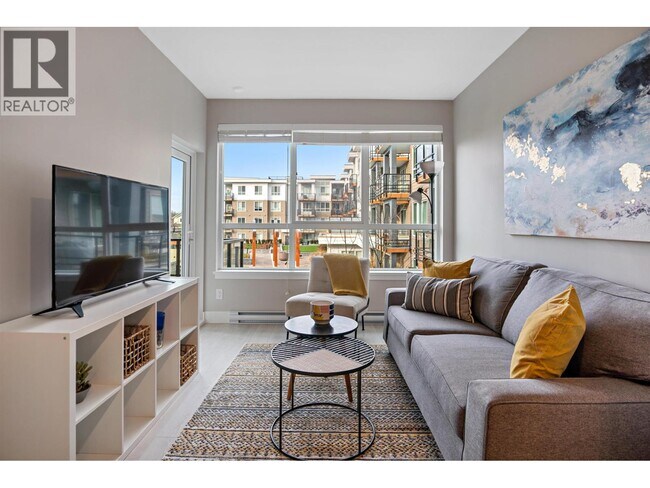 Photo du bâtiment - 4690 Hawk Ln