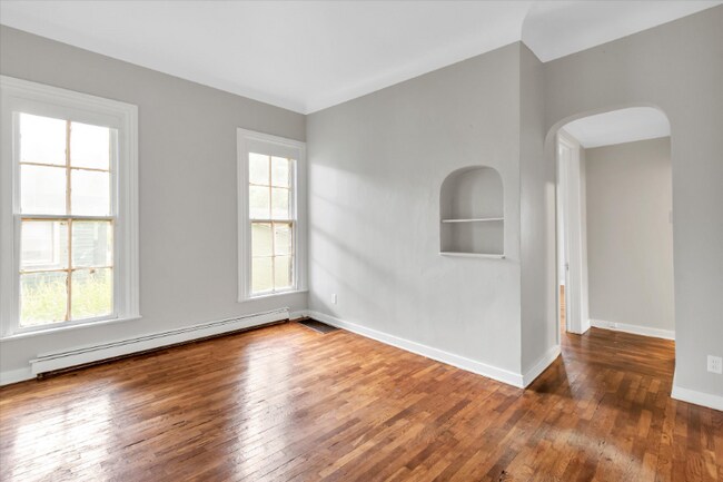 Foto del edificio - 809 W Cedar St