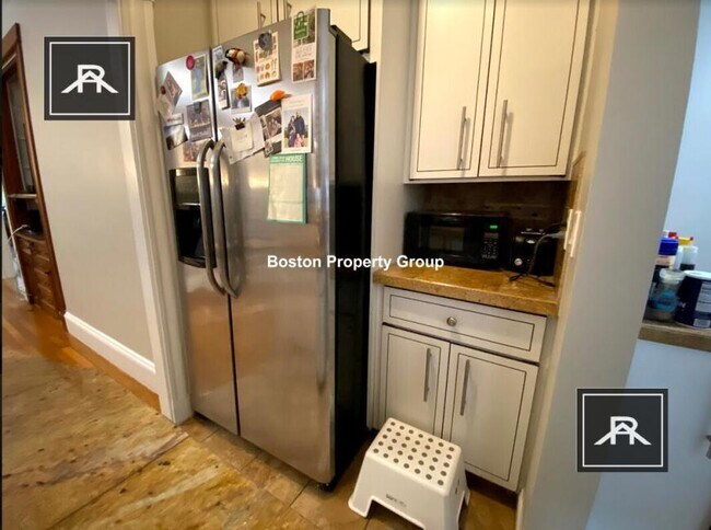 Building Photo - 4 bedroom in Brookline MA 02446