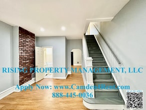 Building Photo - 467 Trenton Ave