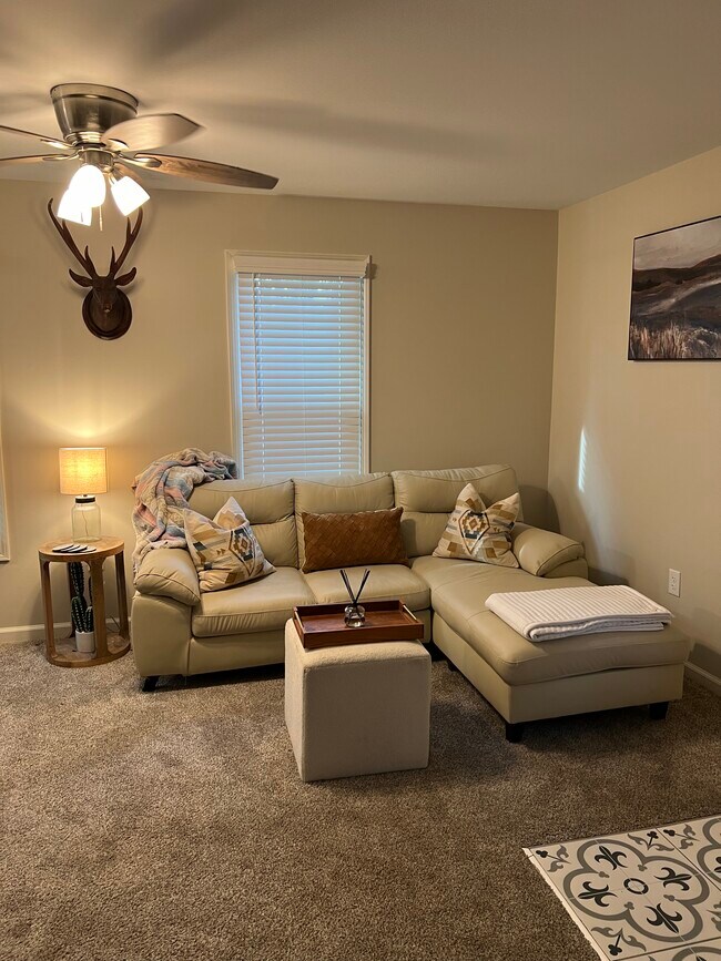 Building Photo - 9706 Watterson Trl