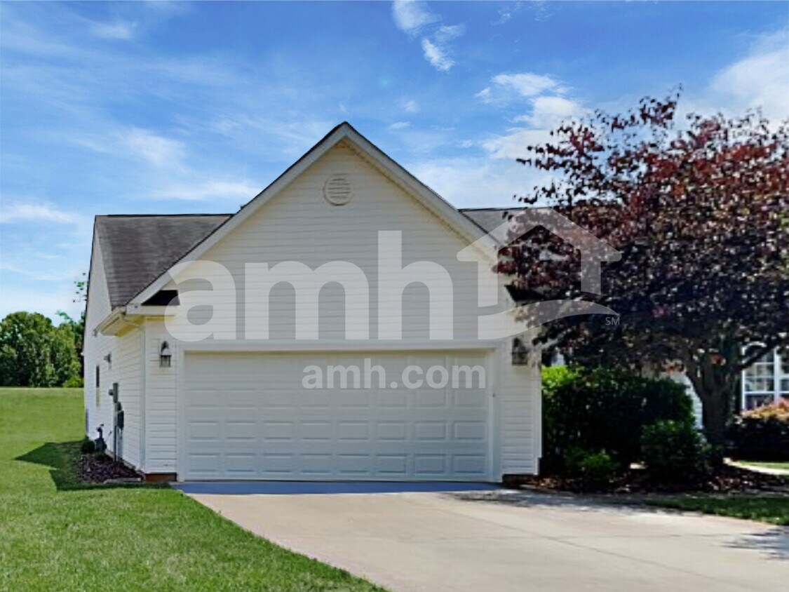 Primary Photo - 1248 Scarlett Drive