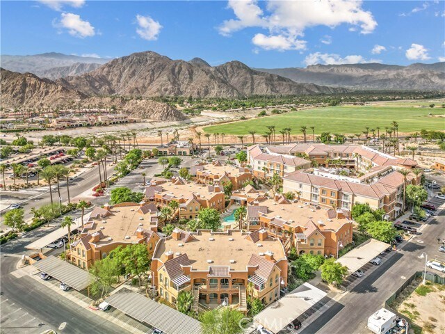 Foto principal - 45245 Seeley Dr