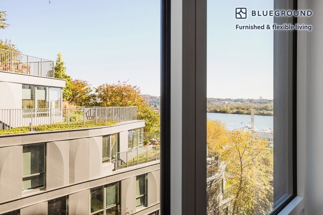 Foto del edificio - 3 Tingey Sq SE