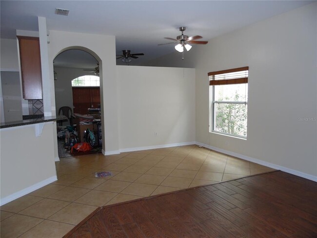 Building Photo - 15256 Stonebriar Way