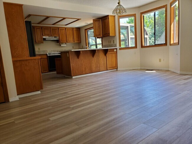 Photo - 13250 SE 127th Ave House