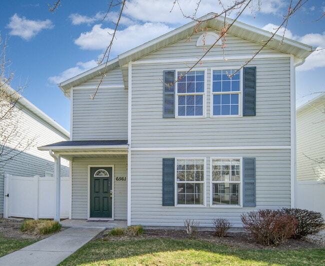 Building Photo - 6561 S Covewood Way