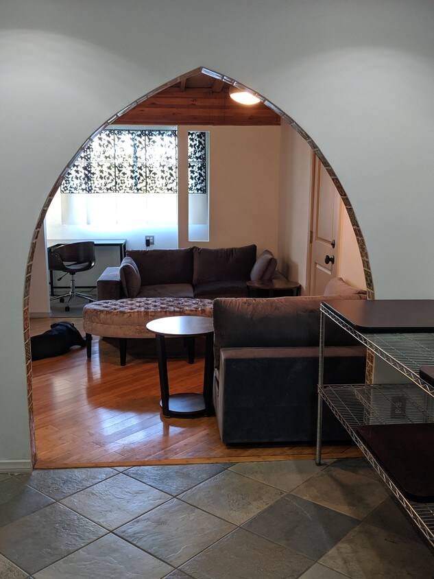 Open artistic design - 631 Benson Way