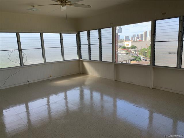 Foto principal - 2934 Dole St