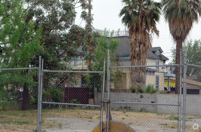 Foto del edificio - 208 North I Street San Bernardino