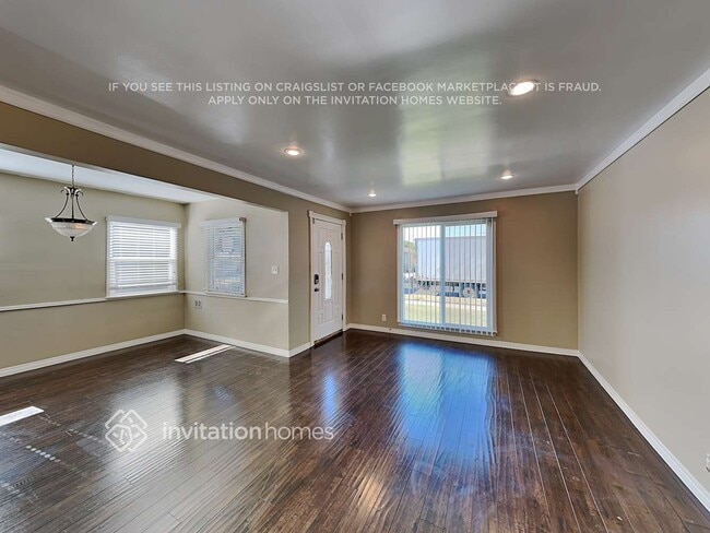 Foto del edificio - 726 E 99th St