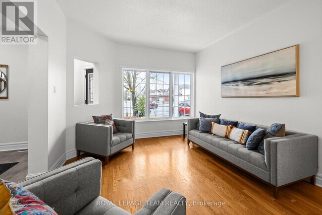 Building Photo - 30 New Deighton Cres