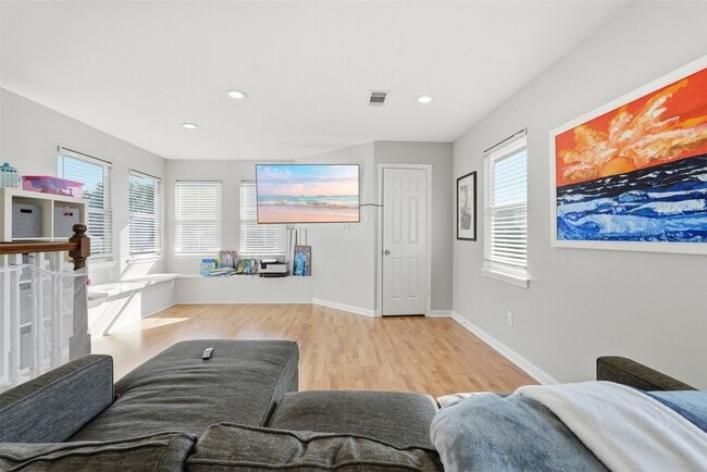 Building Photo - 7927 Wolfield Ln