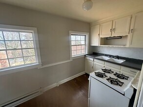 Building Photo - 3751 Sunrise Ave NW