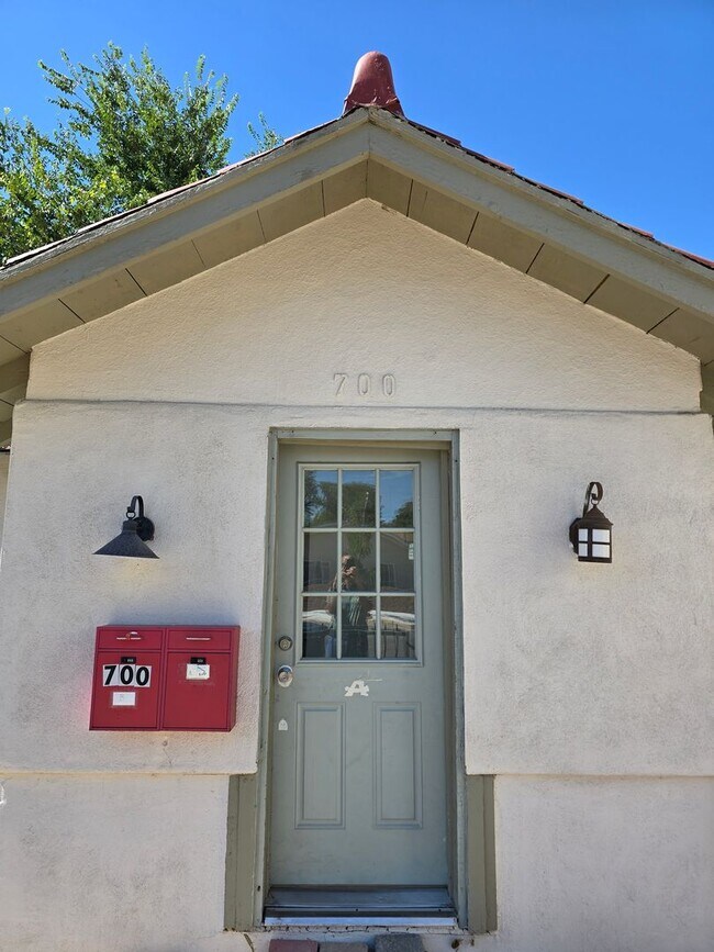 Building Photo - 700 Iron Ave SW