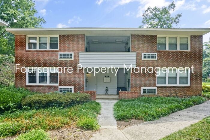 Primary Photo - 2nd Floor Condo | Washer/Dryer | One Assig...