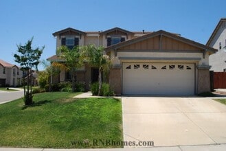 Building Photo - 6301 Bluebill Ct