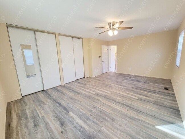 Building Photo - 6110 Tuckerman Ln