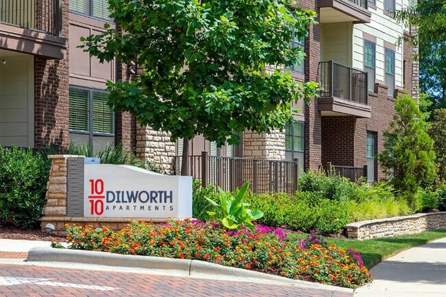 Foto del edificio - 1010 Kenilworth Ave
