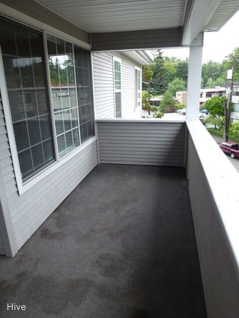 Building Photo - 5307 Ravenna Pl NE