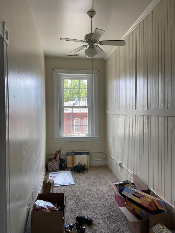 Photo - 107 N Morris St House