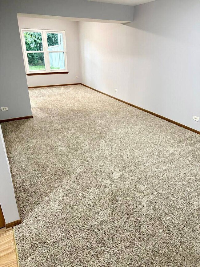 Foto del edificio - 1119 Burnham Ct