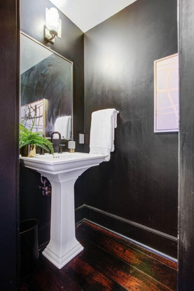 Foto del edificio - Stunning King Street Loft