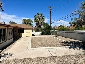 Building Photo - 604 Bonita Ave