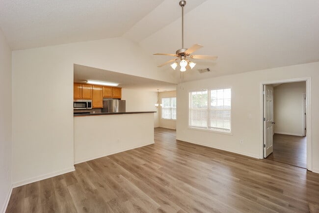 Foto del edificio - 40 Belltree Cir