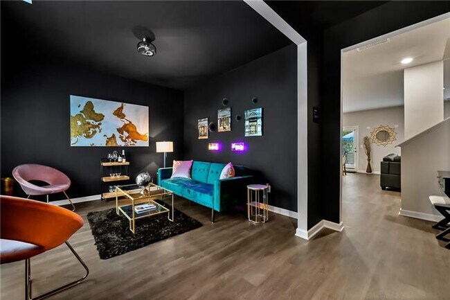 Building Photo - 3842 Hempstead Way