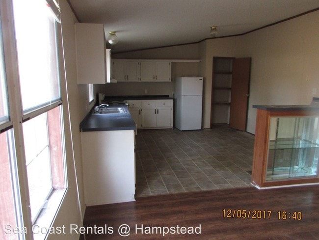 Building Photo - 187 Bellhammon Forest Dr