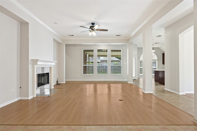 Building Photo - 17703 Riata Lk Dr