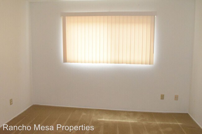 Foto del edificio - 4605 Voltaire St