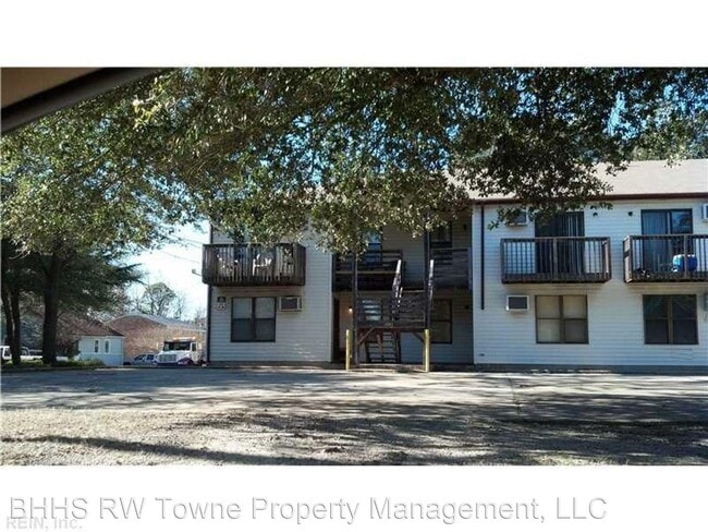 Building Photo - 2 br, 1 bath House - 9643 Beaumont Street #B