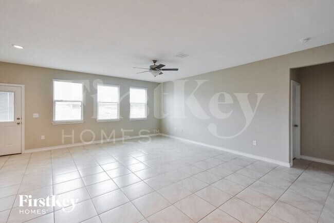 Building Photo - 10339 Rosalina Lp