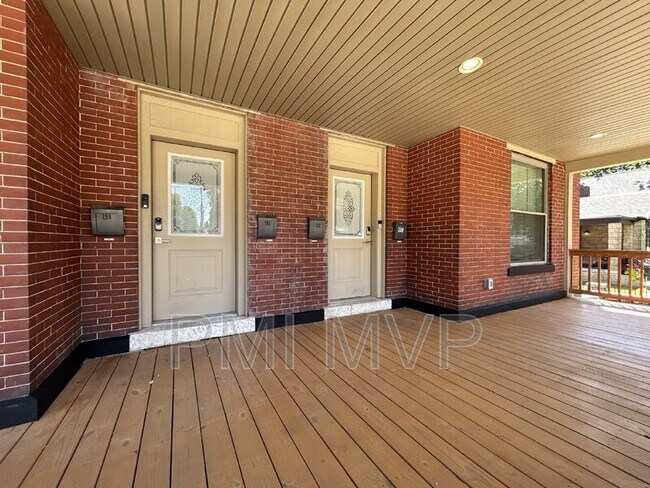 Foto del edificio - 300 Wilson Ave