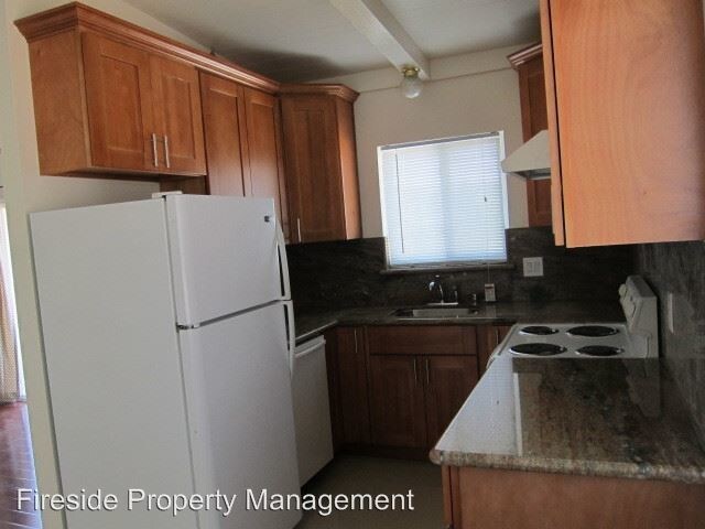 Building Photo - 883 Sharmon Palms Ln