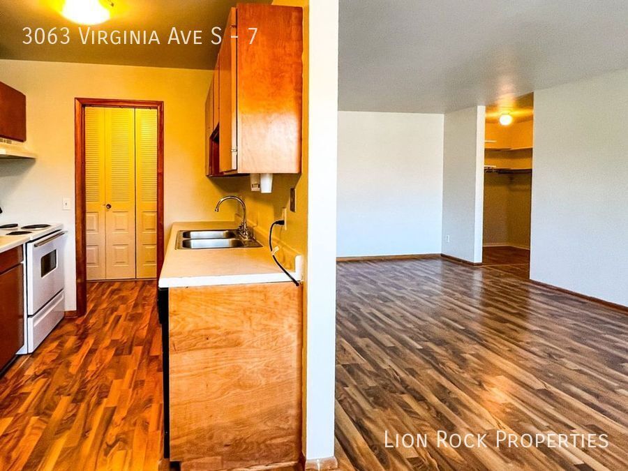 Foto principal - 3063 Virginia Ave S