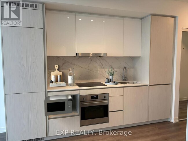 Photo du bâtiment - 28 Interchange Wy